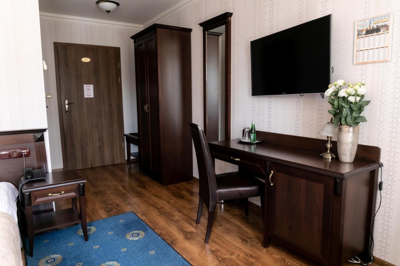 Olawian Hotel Olawa Luaran gambar